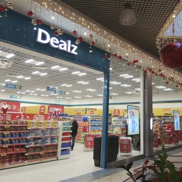 29.11.2019 r. w Atrium Plejada rozpoczął działalność sklep Dealz!