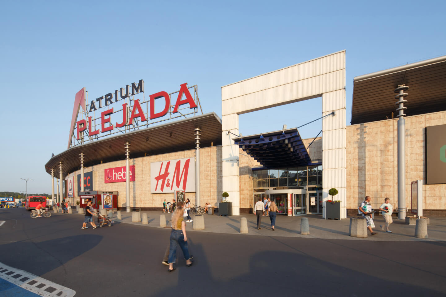 Oferty pracy w centrum handlowym Plejada